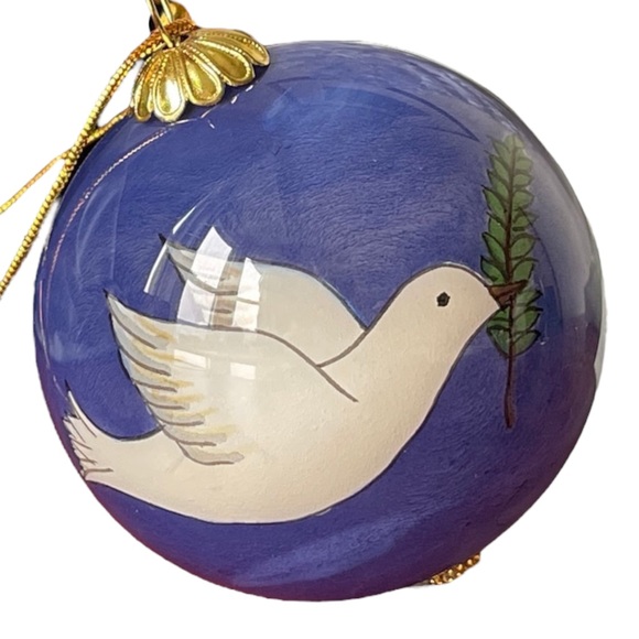 Vintage 2000 Pier 1 Li Bien "Dove & Olive Branch" Inside Art Glass Ball Ornament - Picture 2 of 10